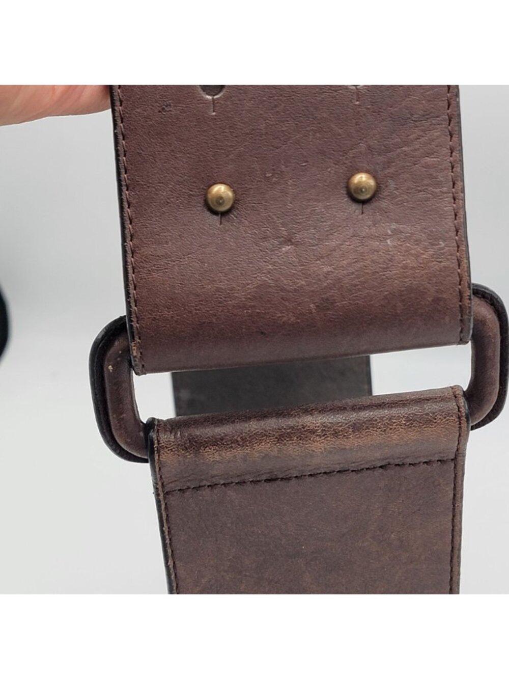 Vintage Wide Brown Leather Belt With Brass Accents Adjustable Design Made In Chi - Picture 12 of 12